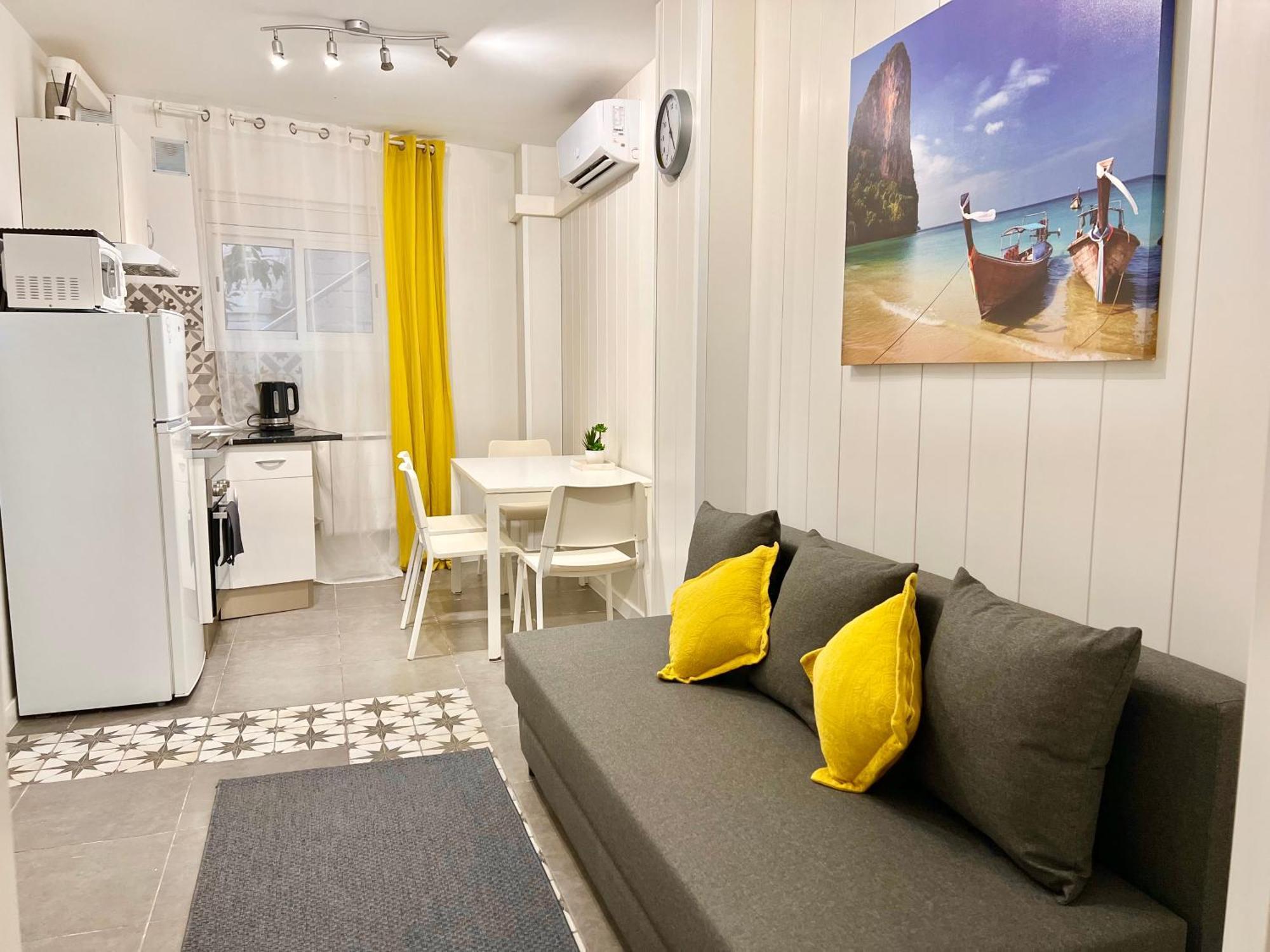 Cozy Suite Apartment, Wifi! Santa Coloma de Gramanet Exterior foto