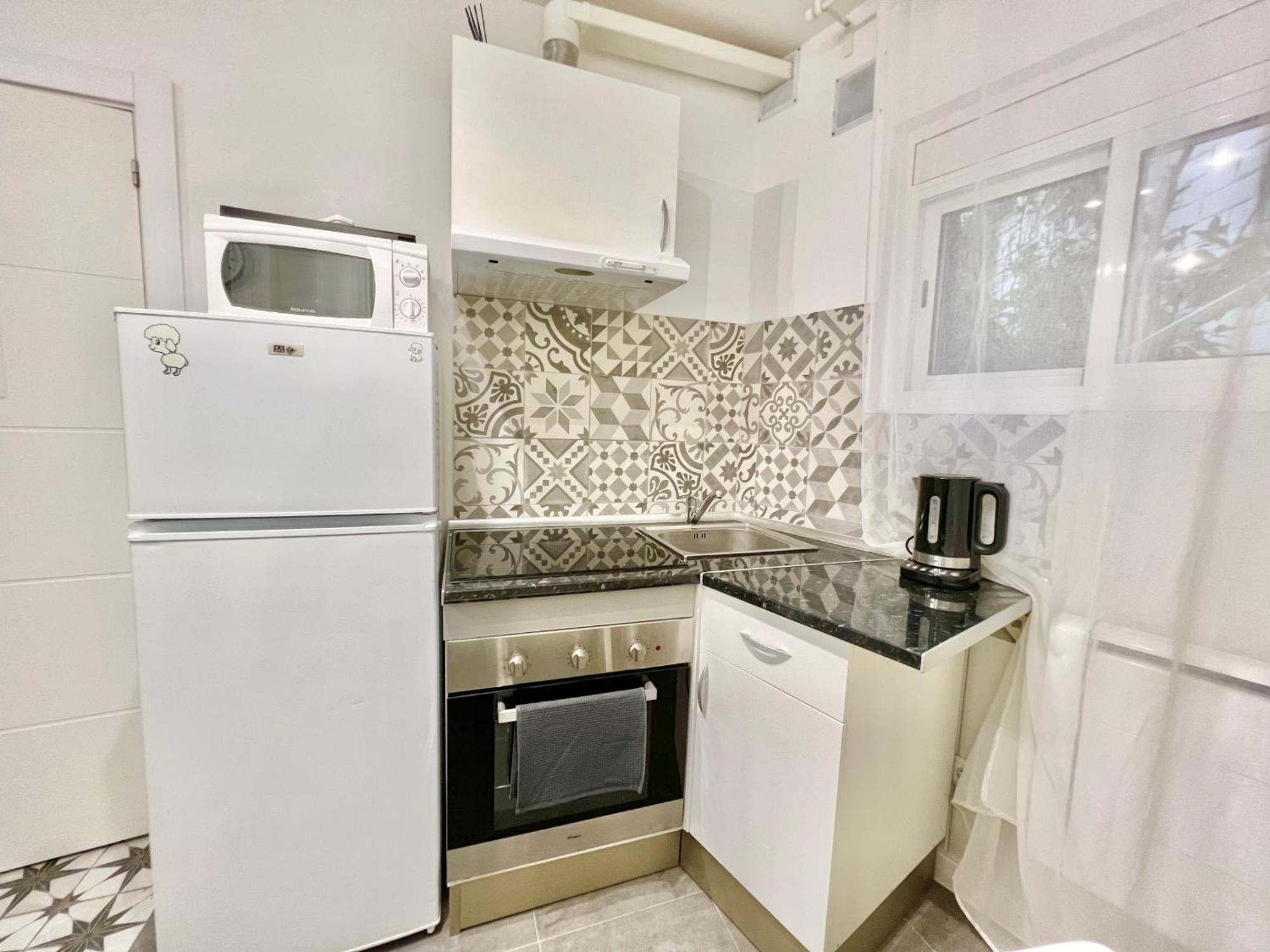 Cozy Suite Apartment, Wifi! Santa Coloma de Gramanet Exterior foto