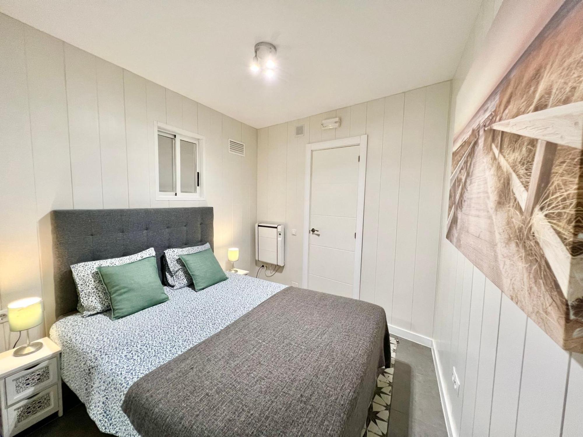 Cozy Suite Apartment, Wifi! Santa Coloma de Gramanet Exterior foto