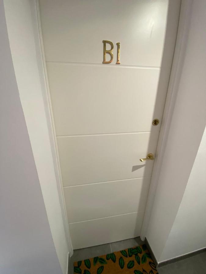 Cozy Suite Apartment, Wifi! Santa Coloma de Gramanet Exterior foto
